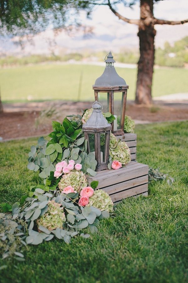 rustic-chic-lantern-wedding-decor-ideas